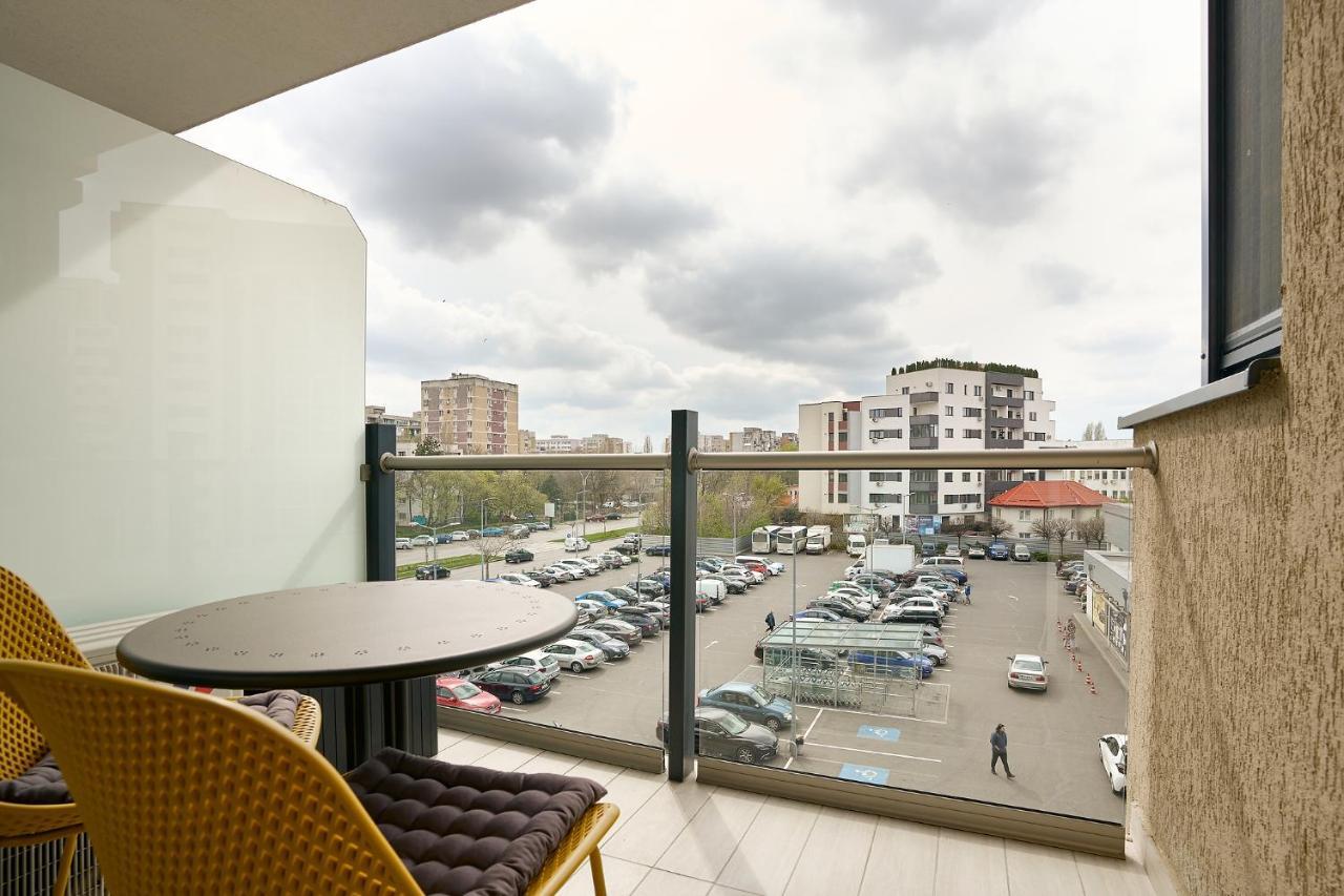 Moon Plaza Deluxe Studios Bucarest Extérieur photo