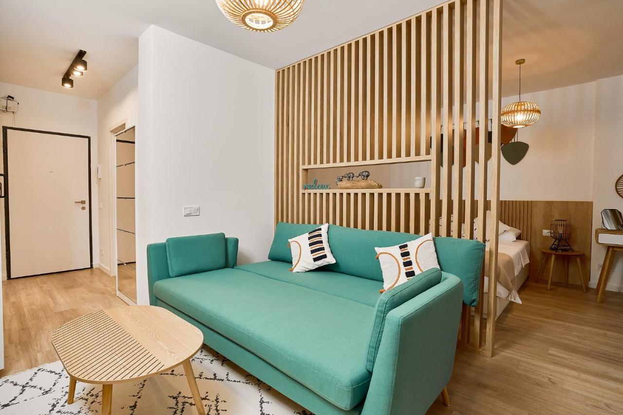 Moon Plaza Deluxe Studios Bucarest Extérieur photo