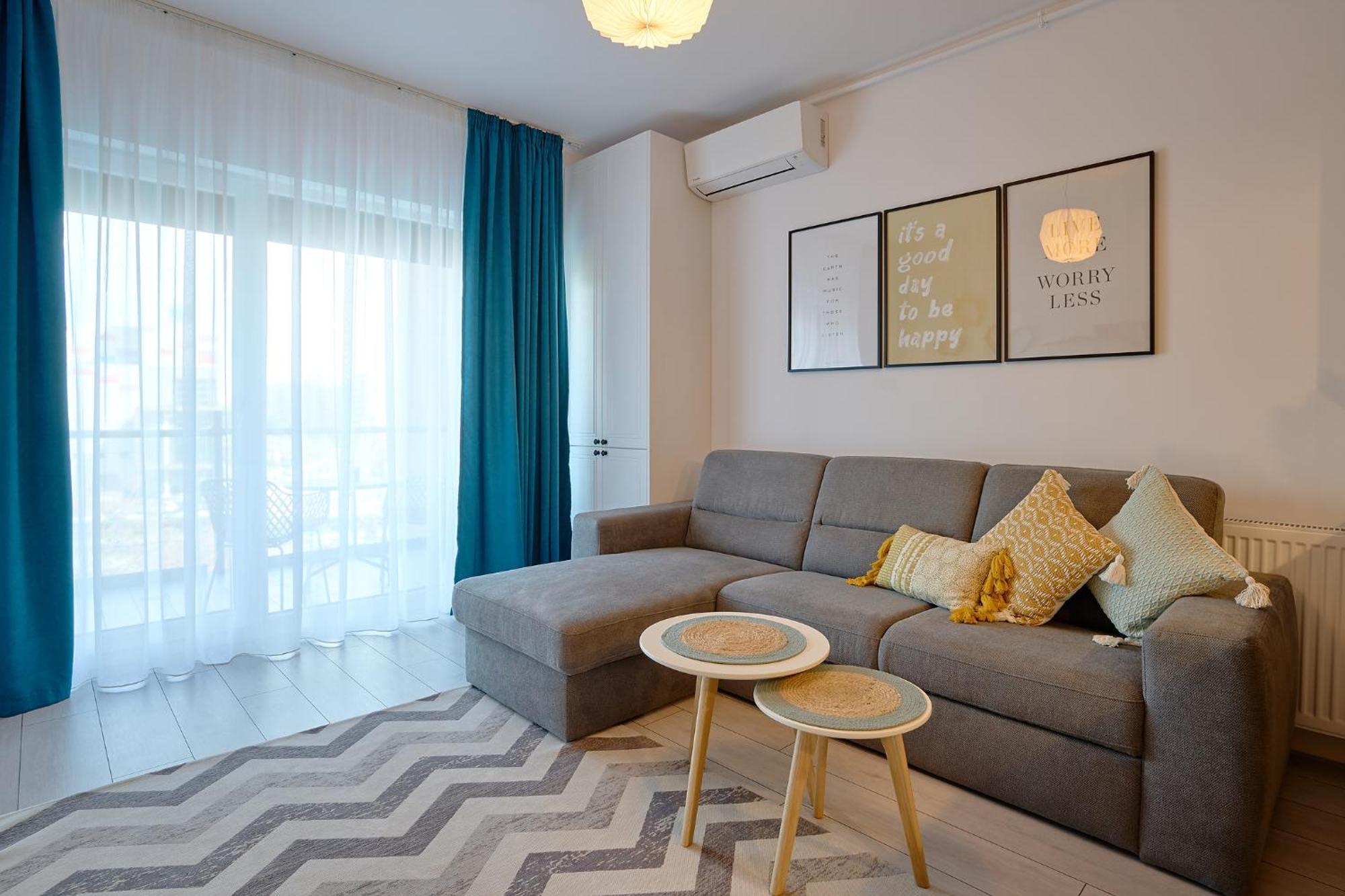 Moon Plaza Deluxe Studios Bucarest Extérieur photo